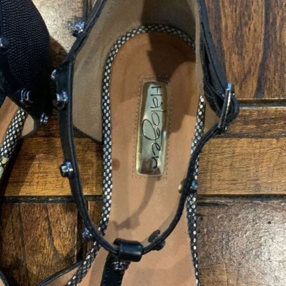 Halogen Olson Pointy Toe Silver Metallic Flats, Size: US 6 Regular (M, B) - Picture 8 of 14